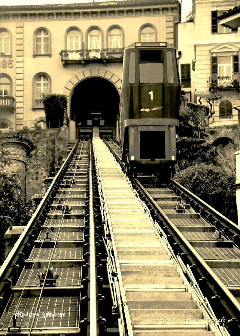 23600092_647209385667606_924404523_o